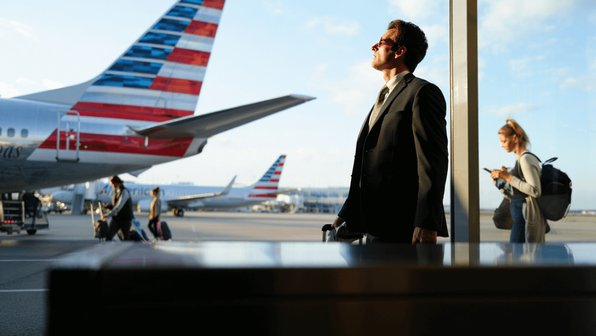 American Airlines eyes wealthier flyers as the government shutdown drags down earnings