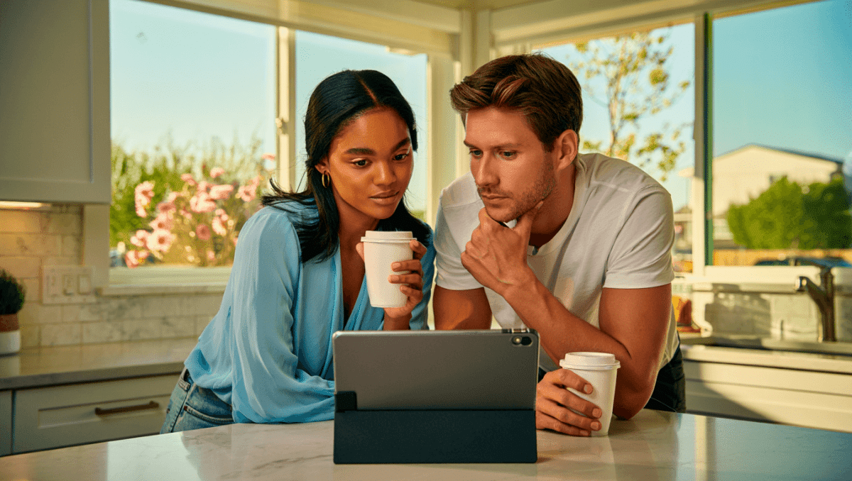 Mortgage rates dip to 6.42% as spring homebuying season heats up, applications jump 20%