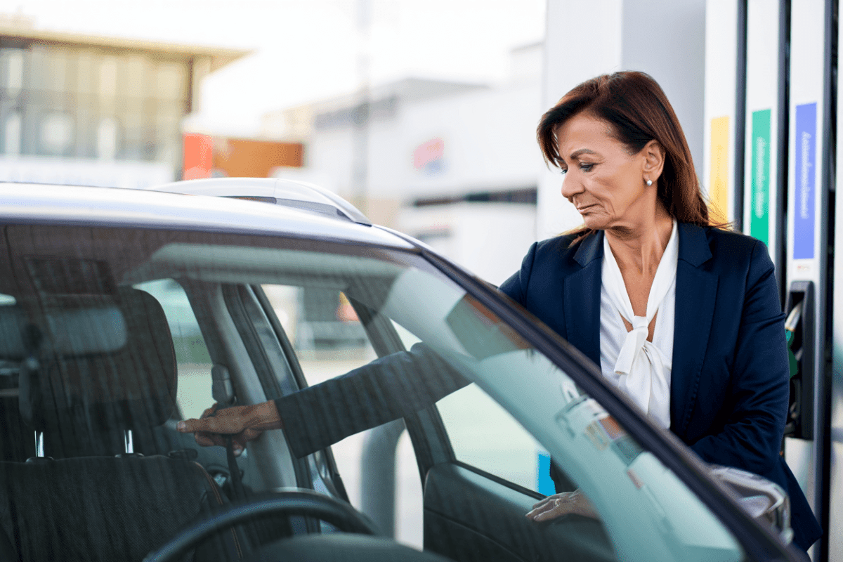 Employee union urges telework return as US gas prices strain federal workers