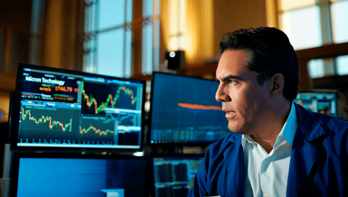 Mu stock price rises 3.32% as Samsung strike boosts memory chip outlook