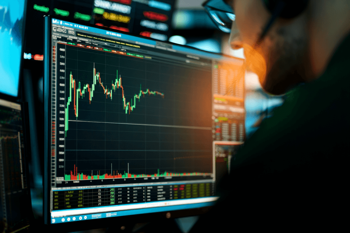 SNDK stock price rises 2.98% in premarket trading, up $47.36 to $1,636.91