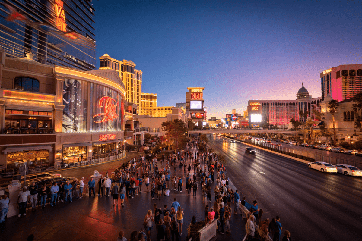 Fertitta Entertainment agrees to acquire Caesars in $17.6B deal including debt