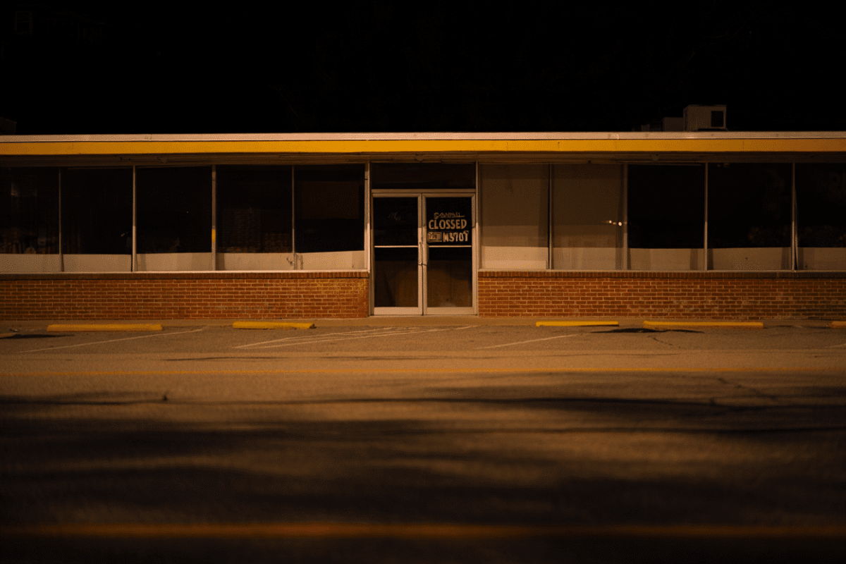Restaurant chain closures accelerate in 2026, Smokey Bones shuts all 30+ locations