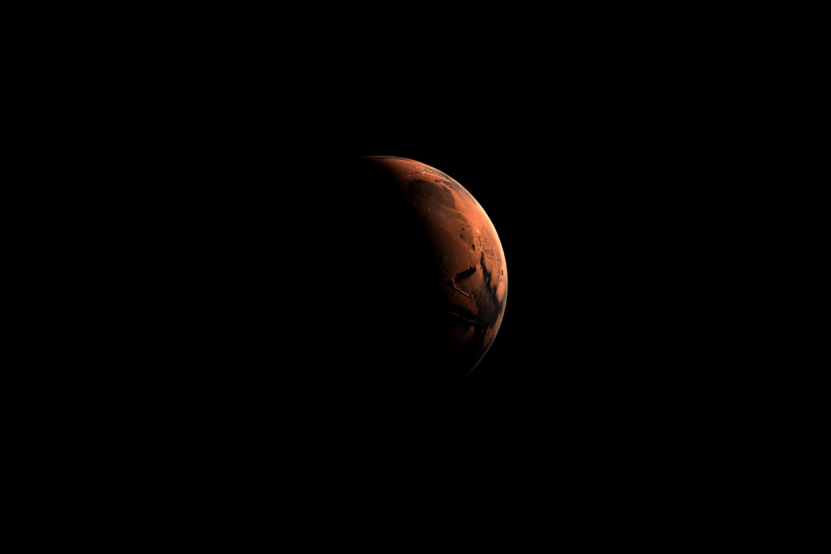 NASA Psyche spacecraft captures Mars crescent images during gravity-assist flyby on May 15