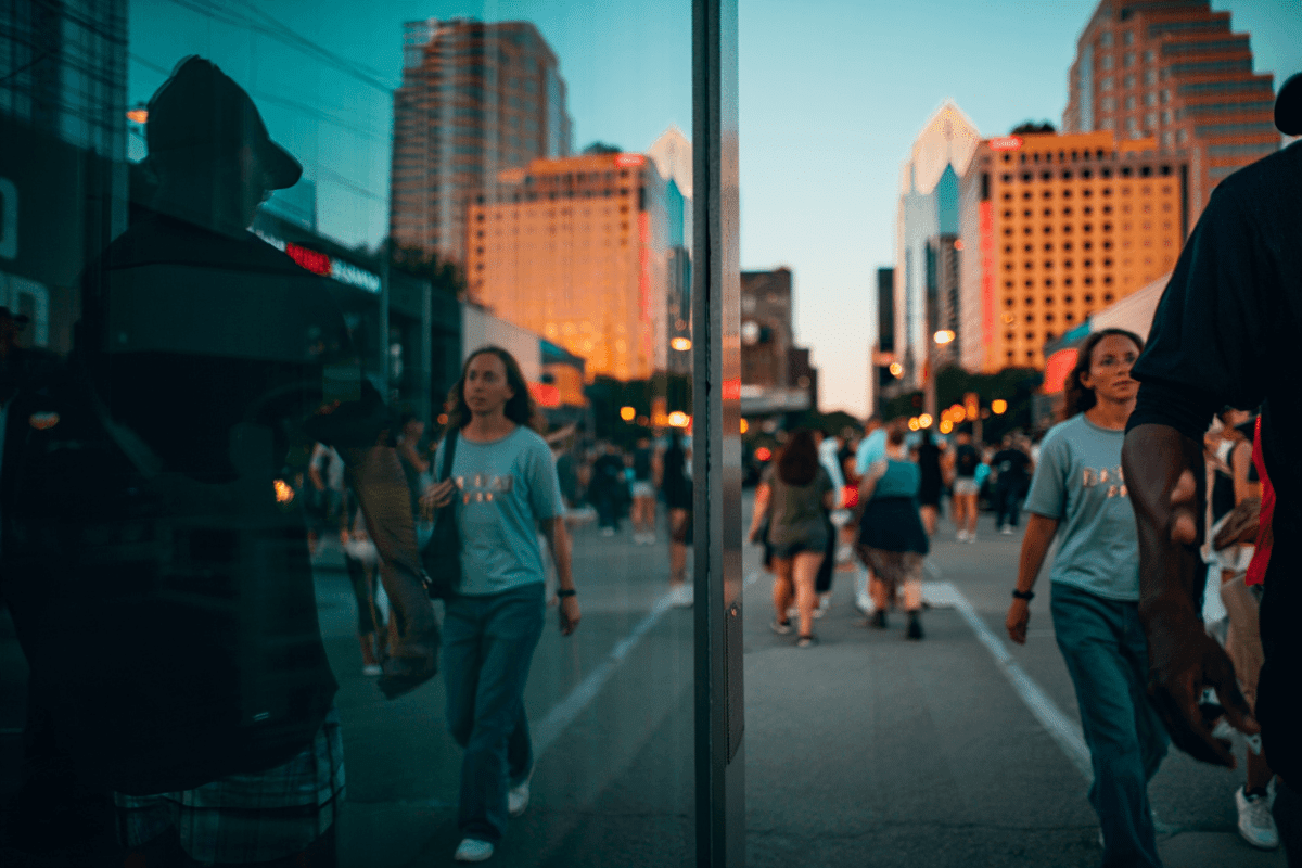 KVUE reports downtown Austin office vacancy rebounds to 20%+ as consumer spending hits $2.5B