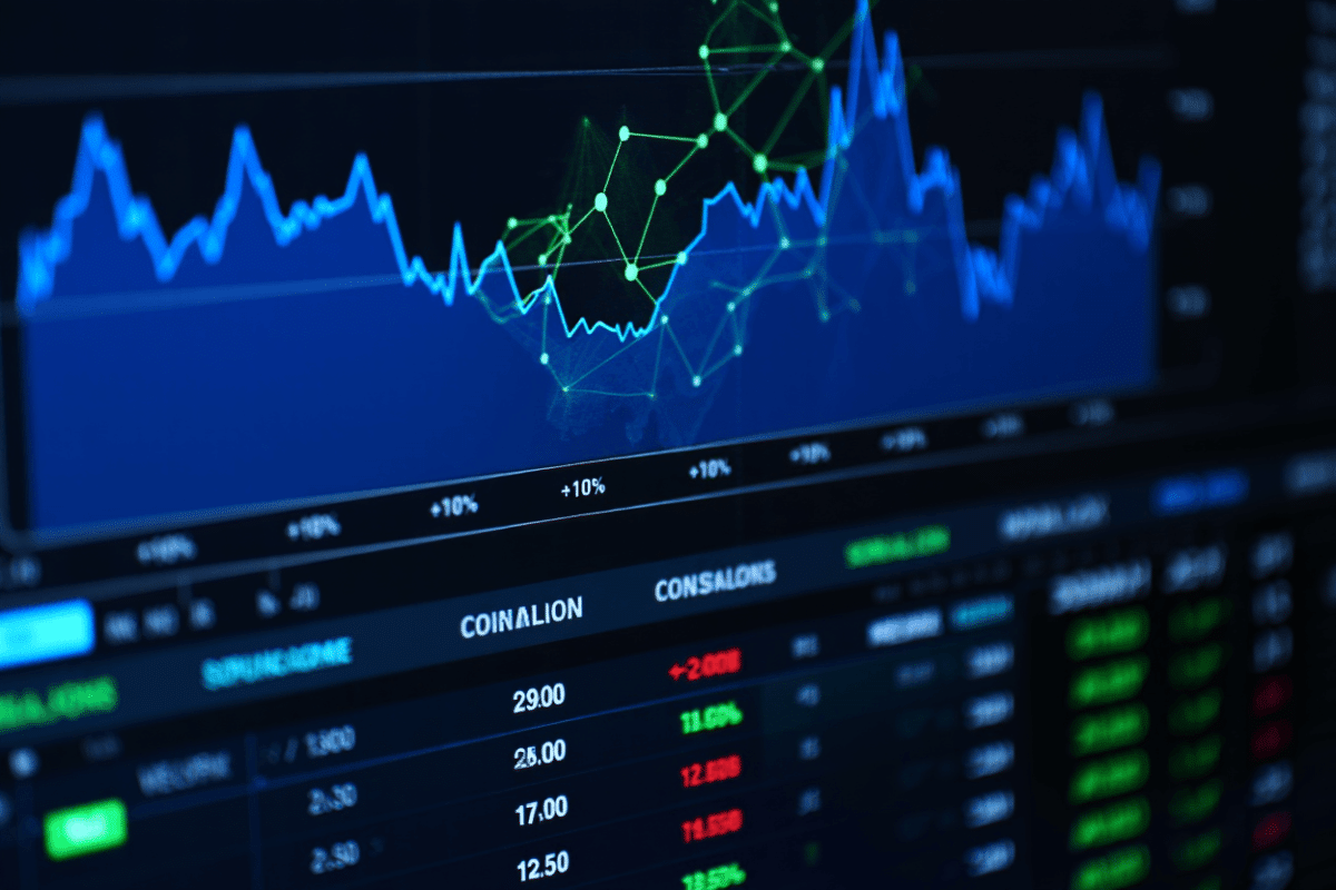 ASTS stock rallies 10% this month after analyst price target hikes despite Q1 earnings miss