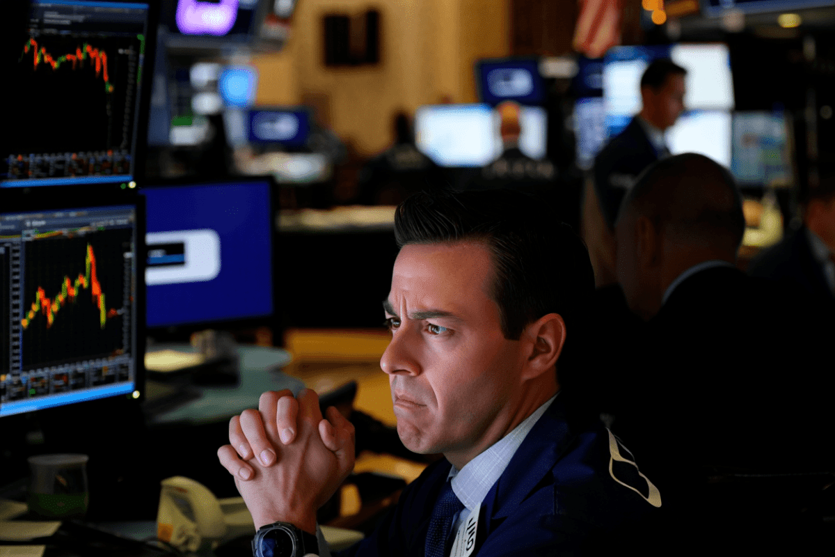 BE stock falls 9% after record jump, Oracle AI deal fuels 2026 rally