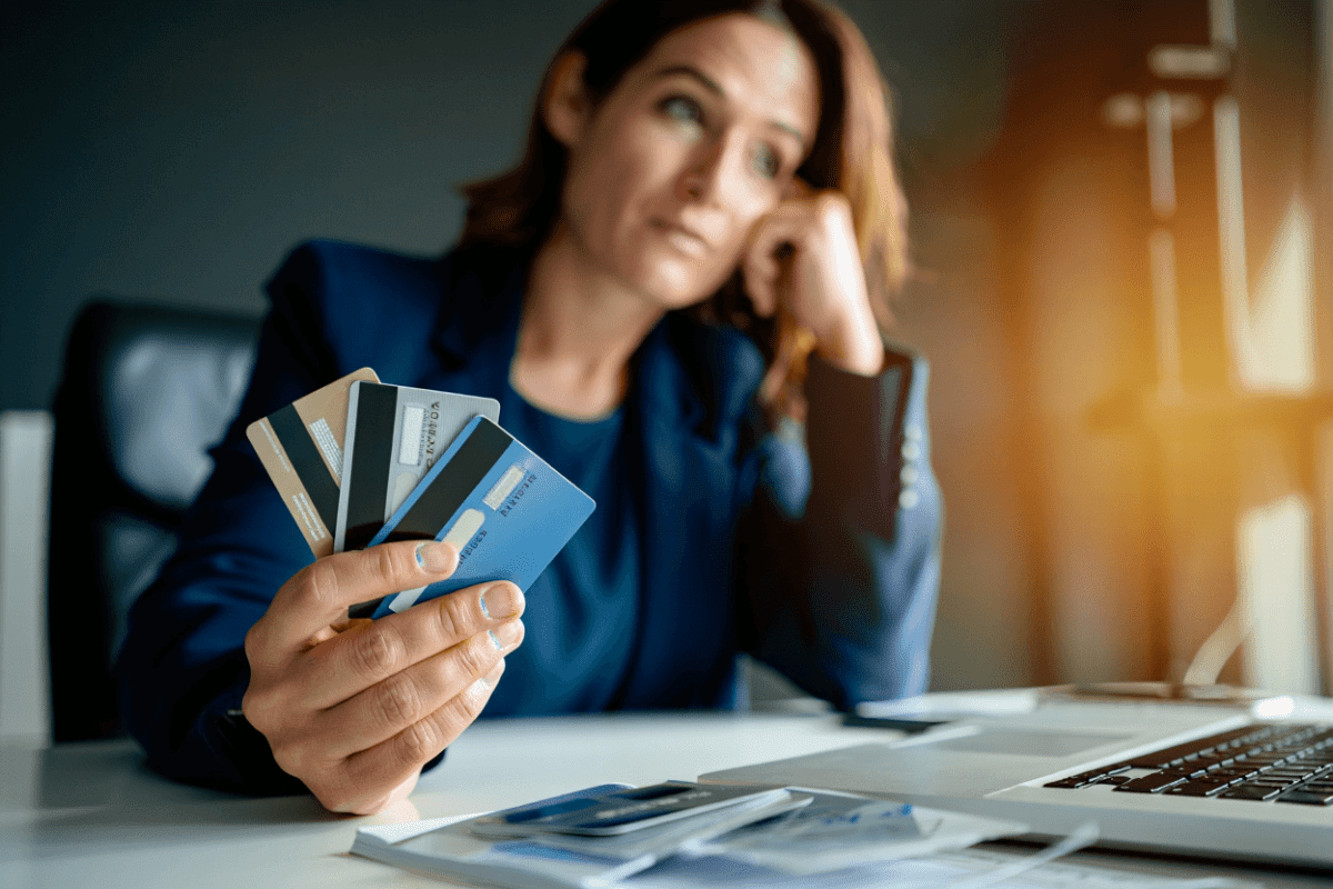 Credit card debt hits $1.33 trillion record with average APR near 21%
