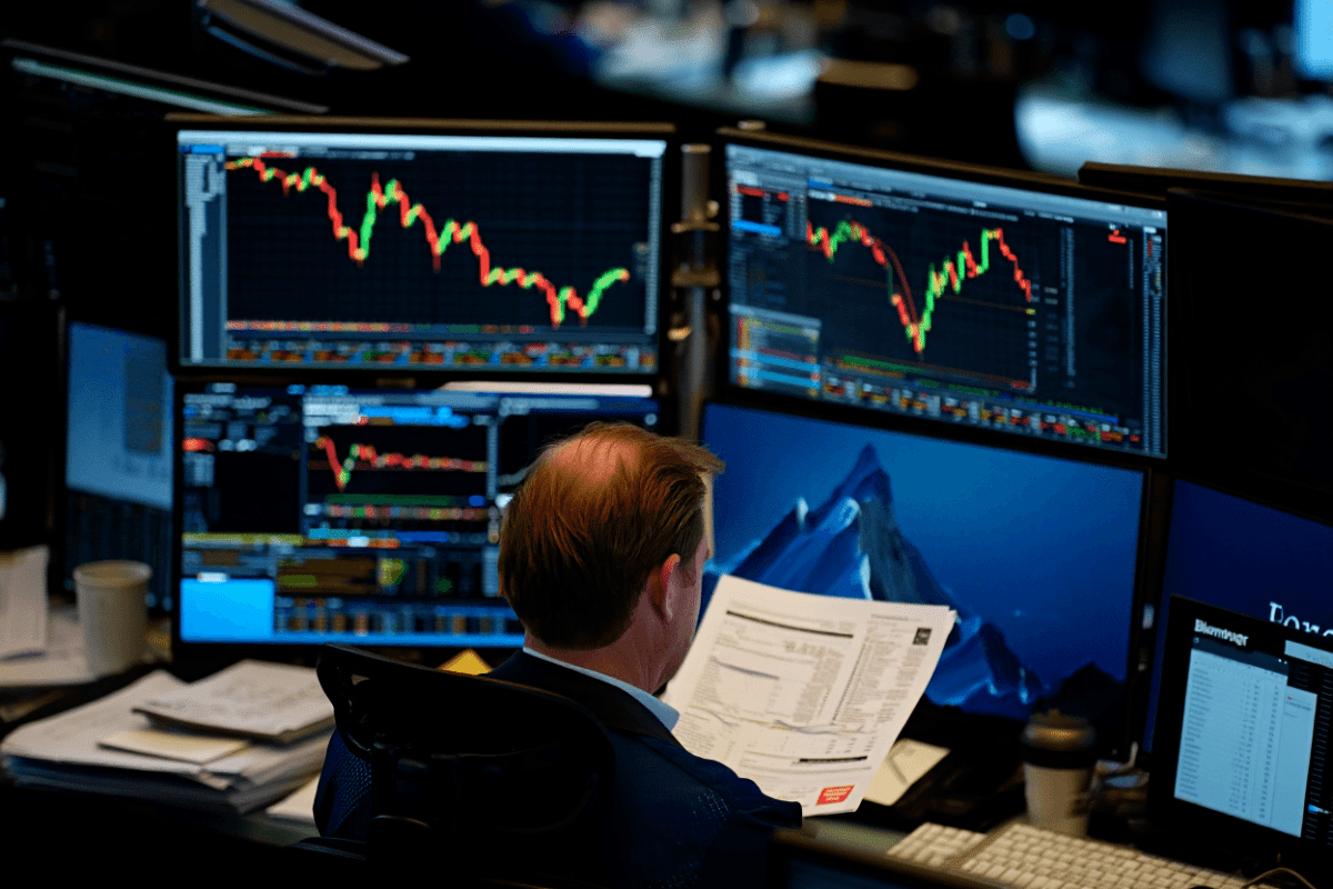 Cryptocurrency trading slows as Bitcoin retreats from $78k resistance, ETH down 1.85%
