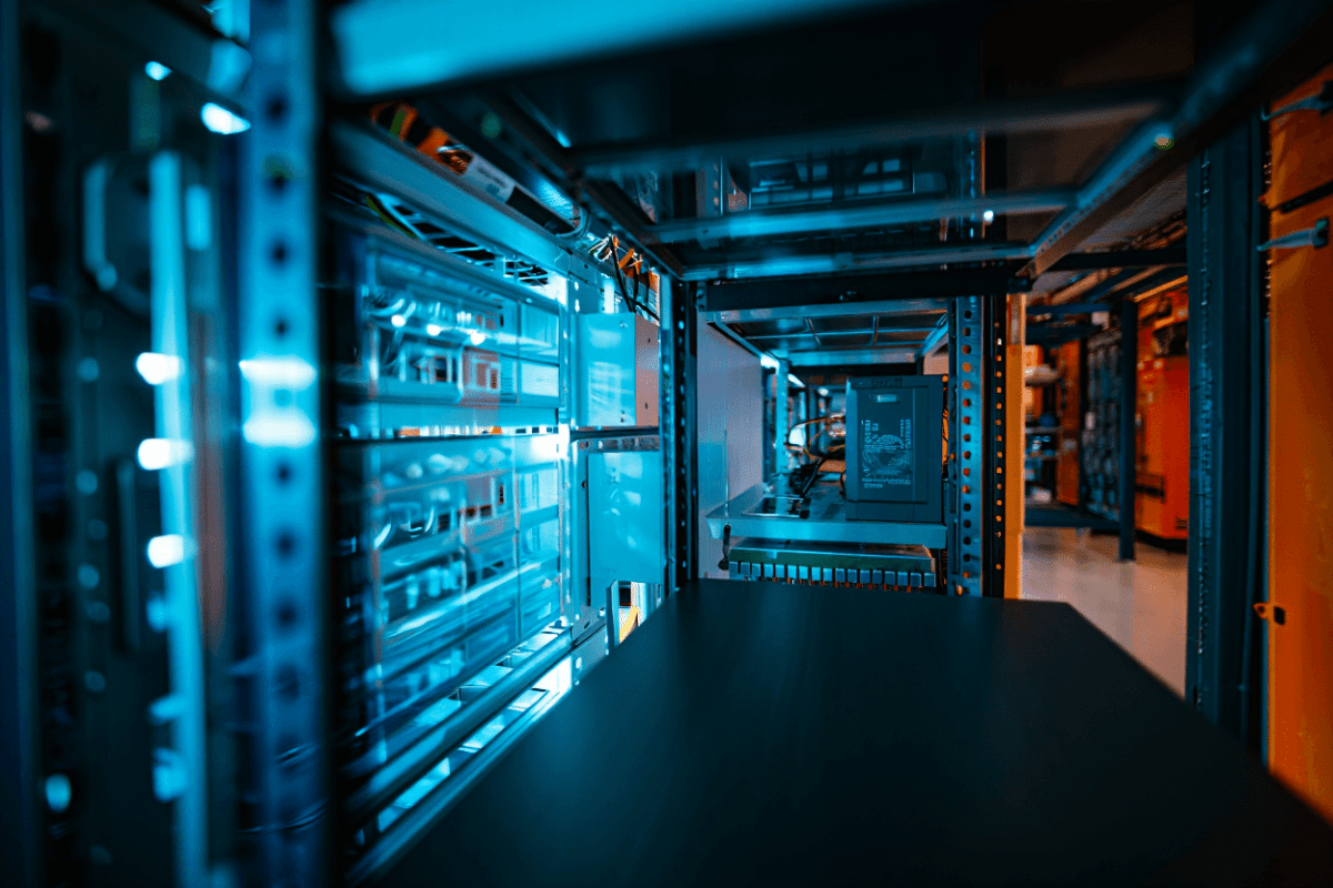 APLD stock surges on $7.5 billion AI data center lease deal