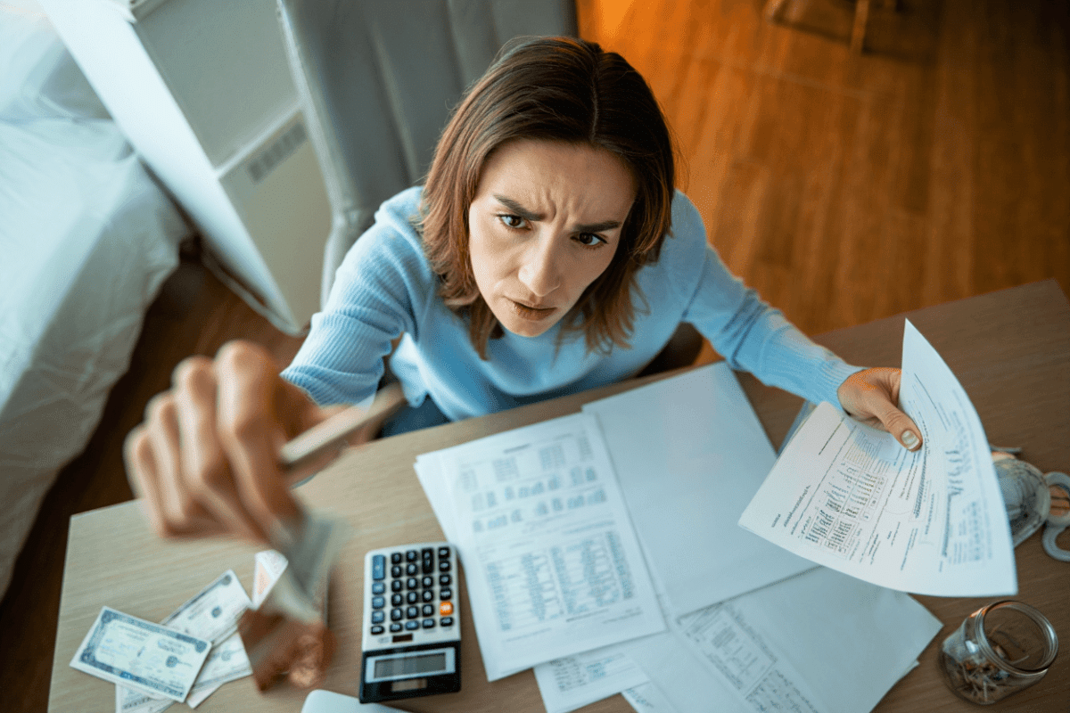 Emergency fund savings gap widens as 53% of Americans uncomfortable with their emergency savings