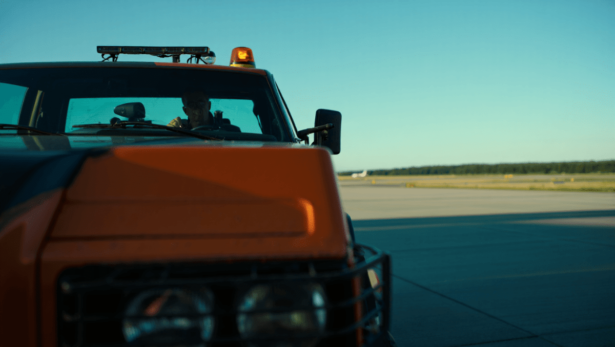 LaGuardia airport gets $16.5M FAA safety upgrade for runway vehicle tracking