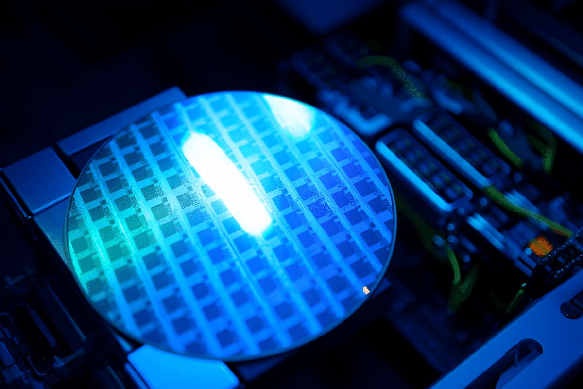 Stock market rises as Marvell surges 25% on AI chip forecast