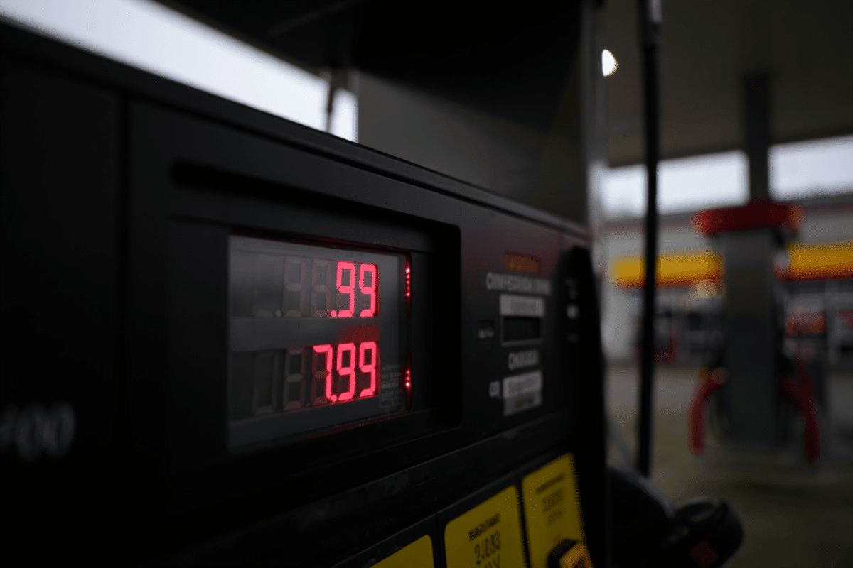 Gas prices fall below $4 for 1st time since March