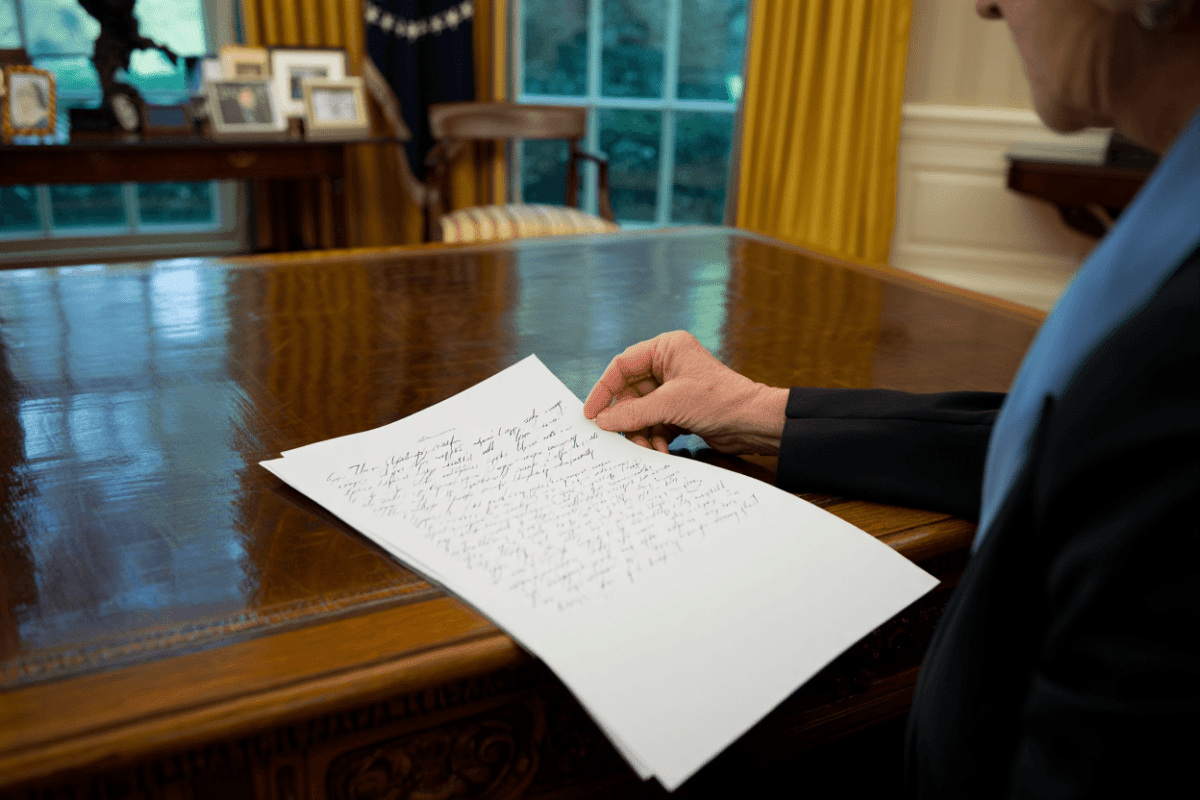 Natalie Harp left adoring notes for Trump in White House, new book reveals