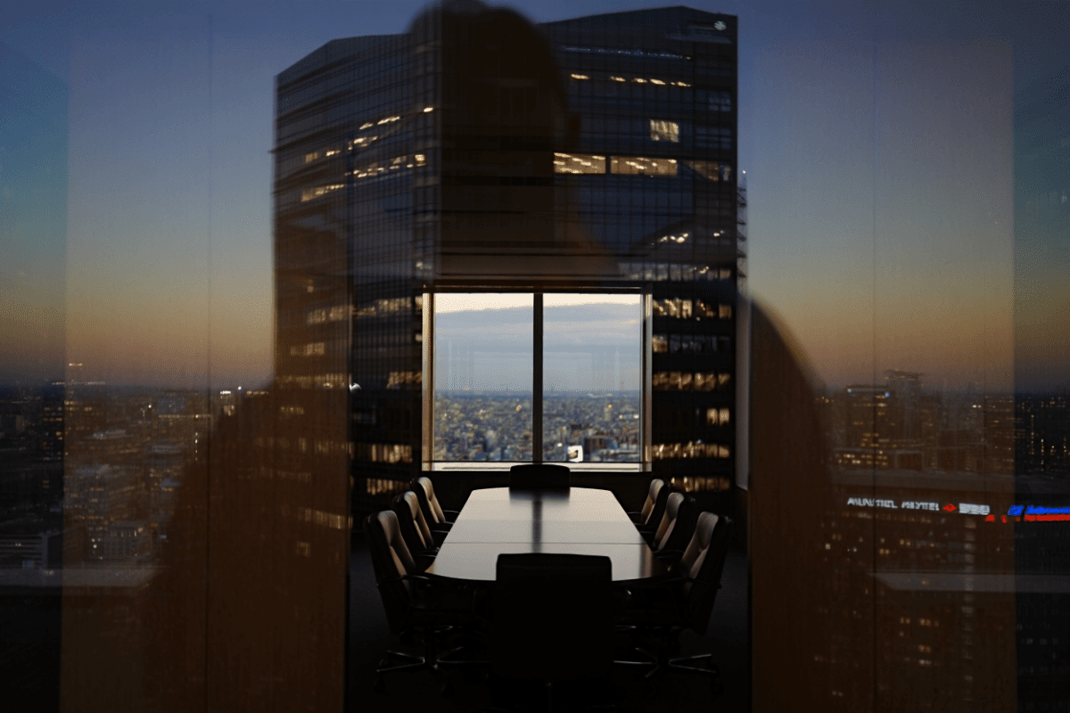 Insurance reinsurer Vantage Group acquired by Howard Hughes Holdings for $2.1B