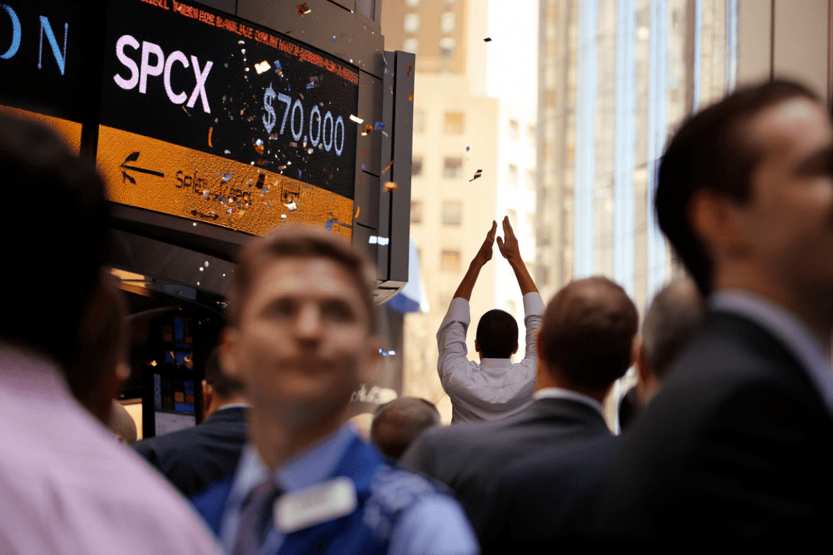Stock market rises as SpaceX soars 28% in historic IPO debut