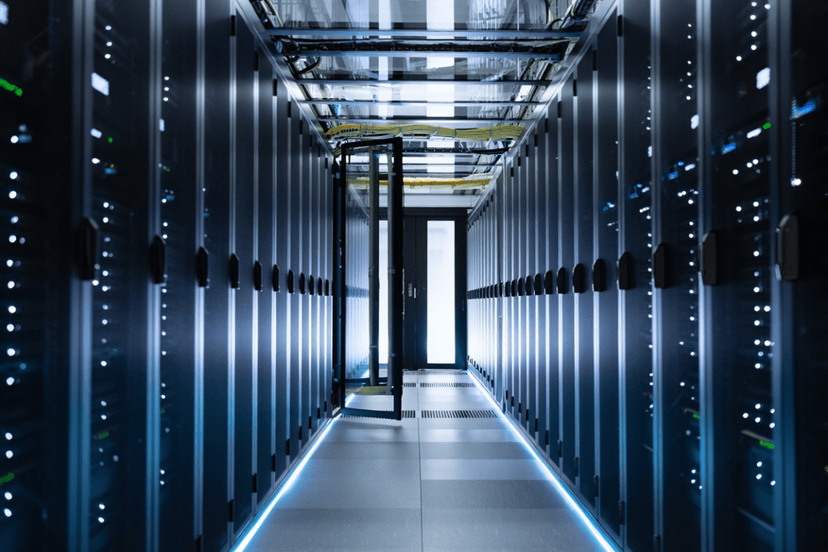 Dell stock dominates AI server rivals with 242% year-to-date gain