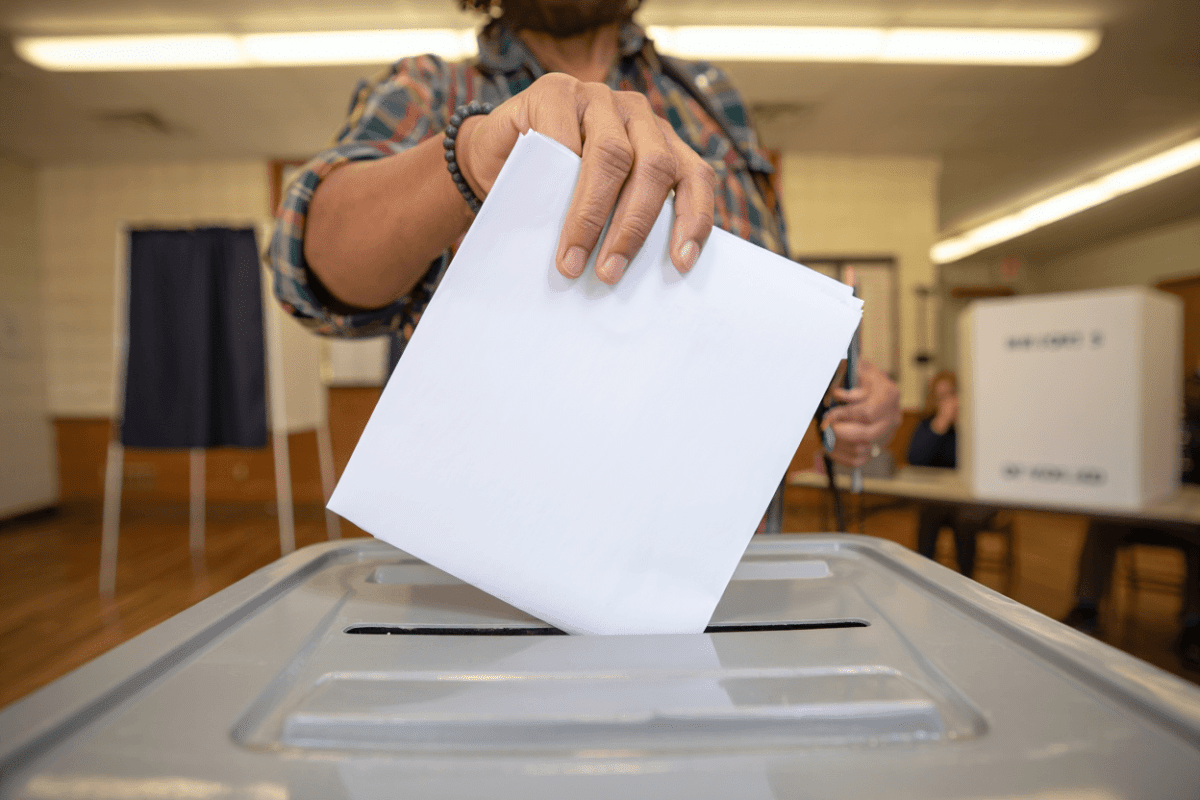 Oklahoma primary elections underway for governor, Senate, House races