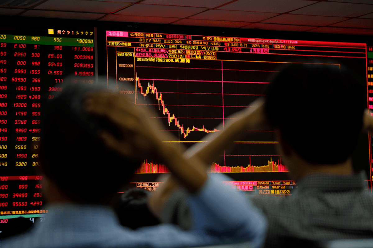 Nasdaq futures tumble 2.5% as tech selloff deepens amid AI concerns