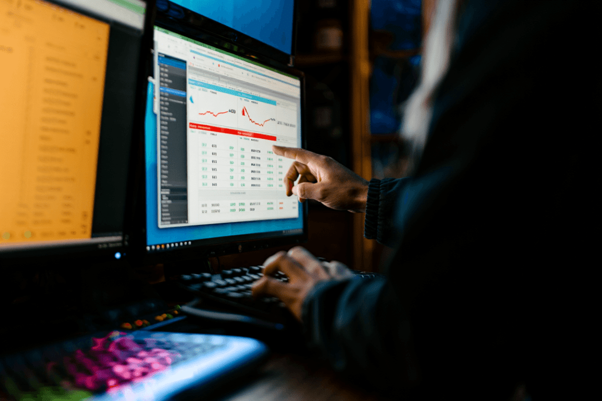 ARK Invest sells $163 million of stock, trimming Roku, AMD positions