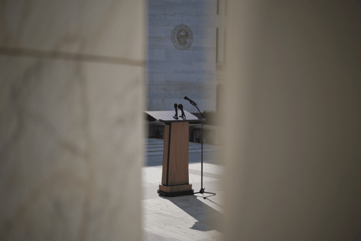 Fed holds rates steady in Warsh's first meeting as chair