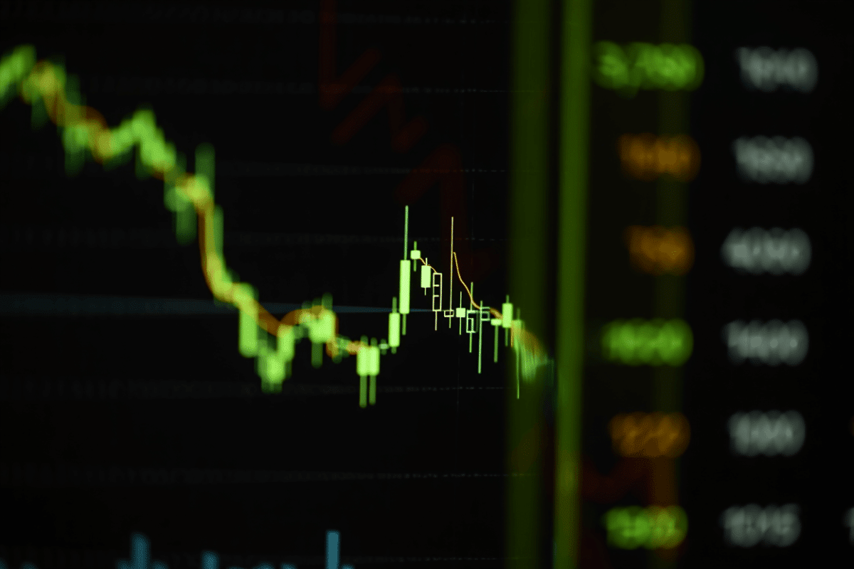 MU stock surges past $1,000 after Raymond James raises price target