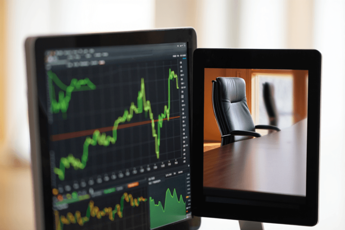 Adobe beats Q2 targets, raises guidance as CFO departs