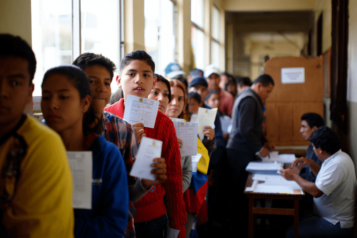 Colombia votes in runoff between conservative outsider and leftist progressive