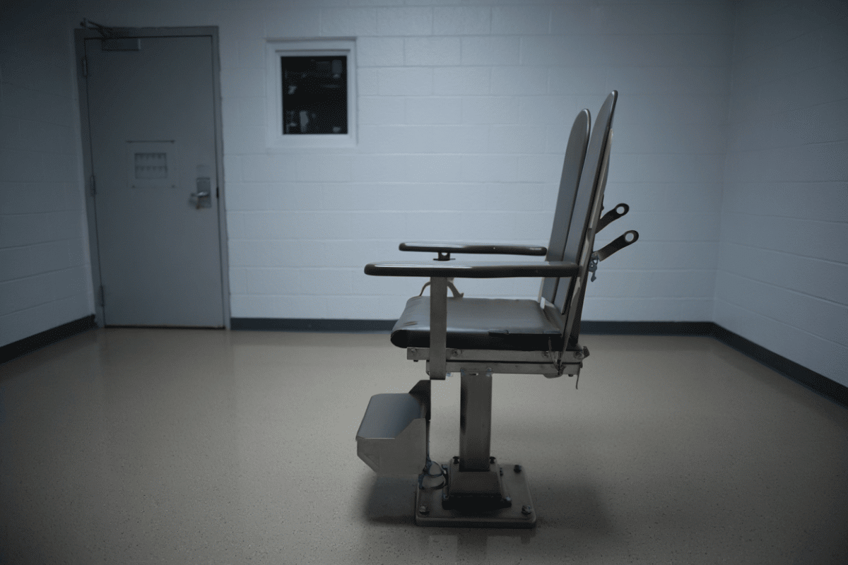 Supreme Court blocks Alabama nitrogen gas execution in 6-3 ruling