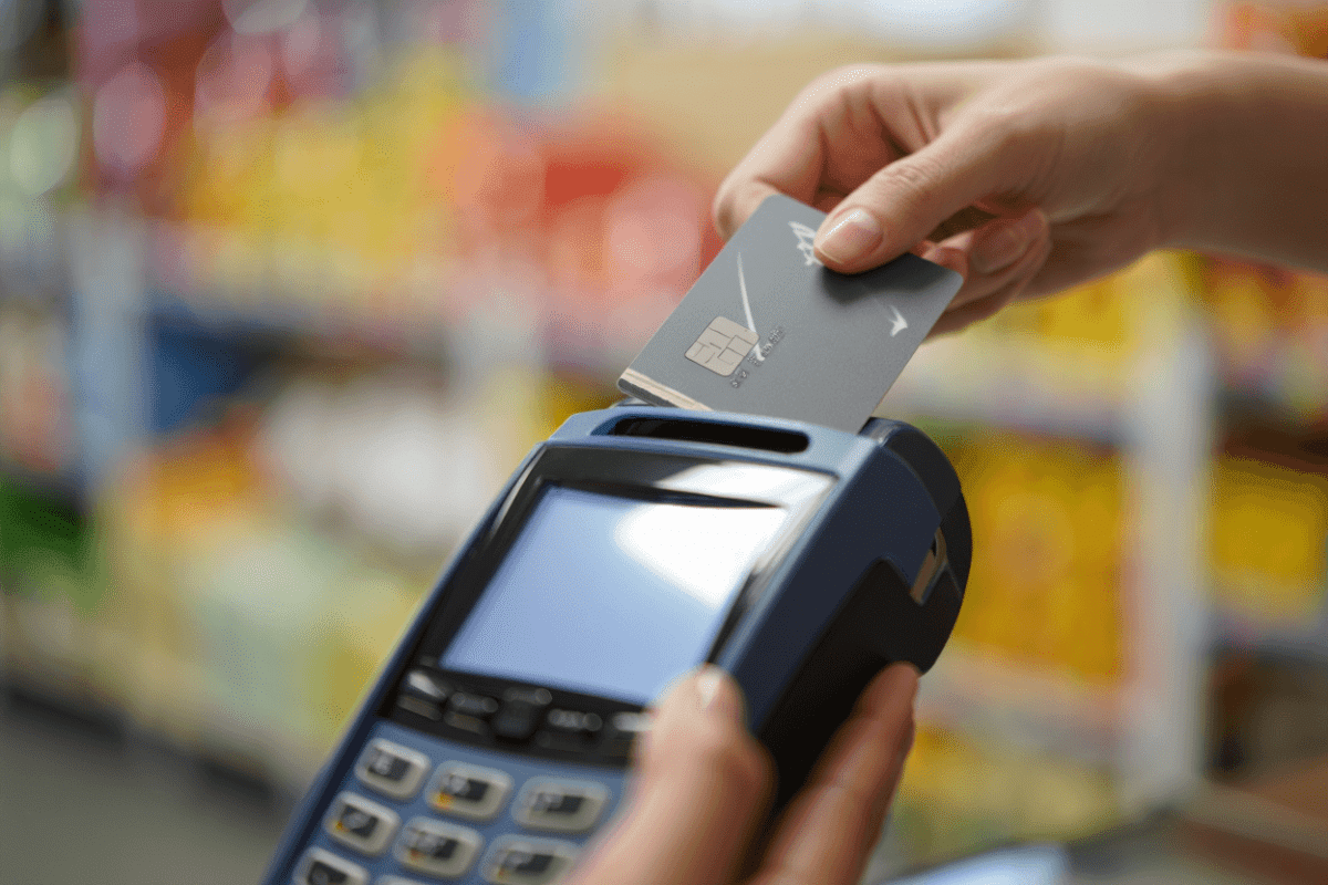 US consumer credit rises $20.7B in May, beats forecast as card debt climbs