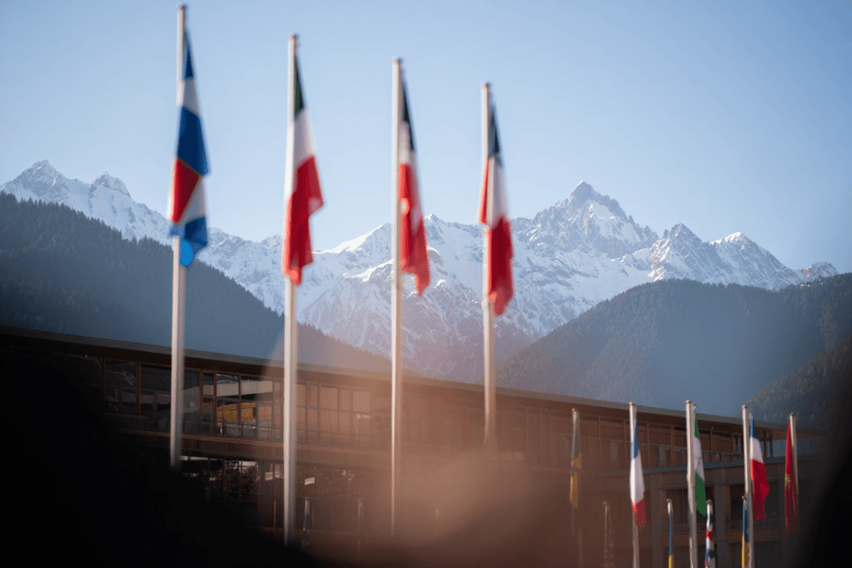 G7 countries gather in France as Trump arrives for summit amid Iran deal