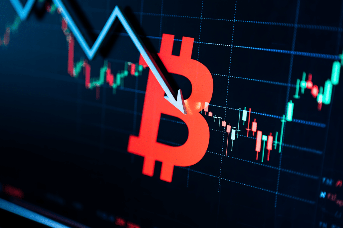 Bitcoin price USD drops below $61,000 amid market selloff
