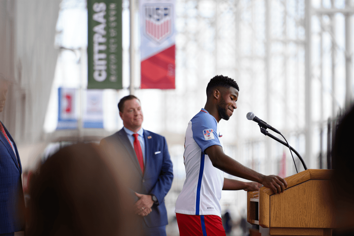 Timothy Weah becomes left's favorite player with World Cup activism