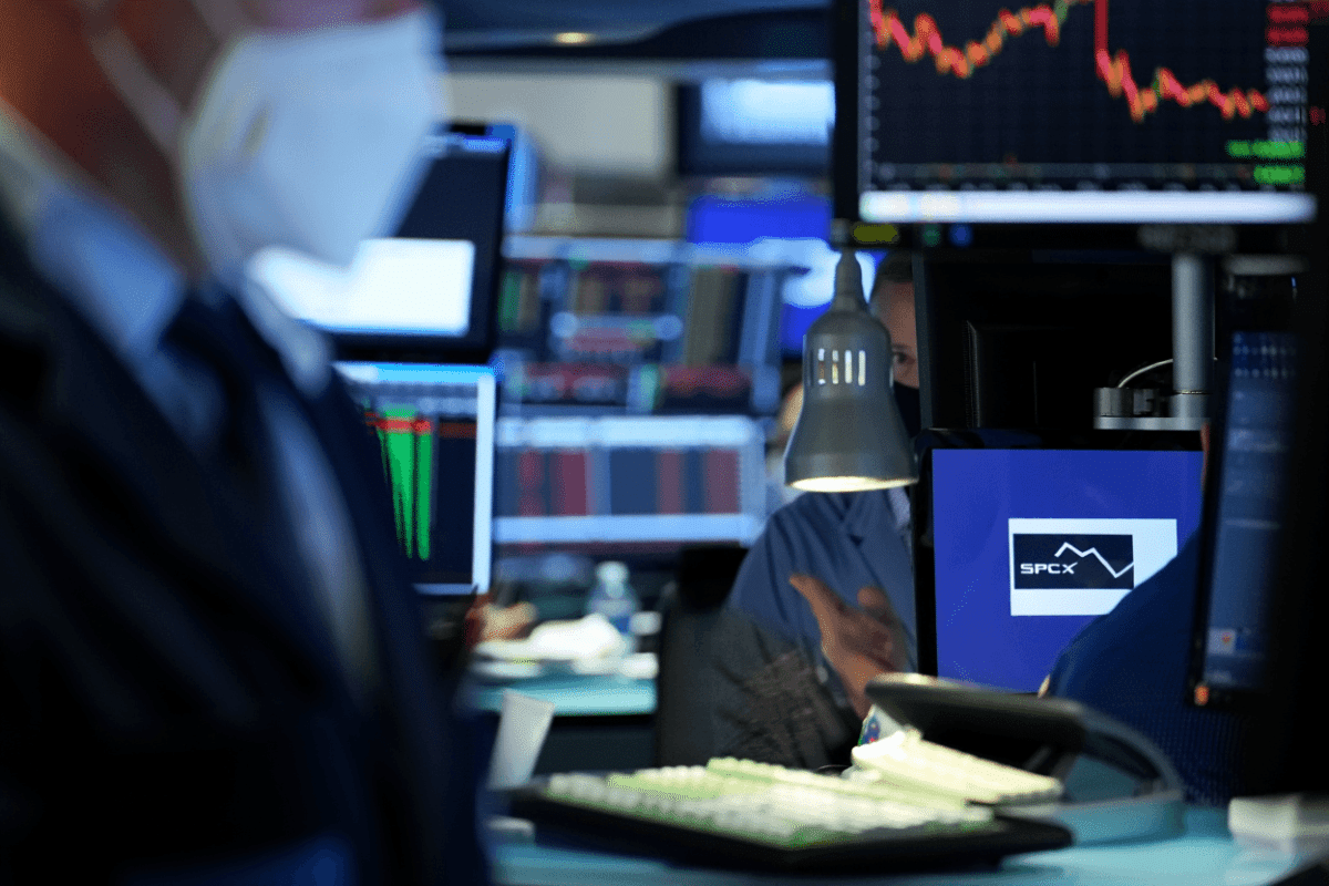 SpaceX stock slips 5.8% in first decline since record IPO