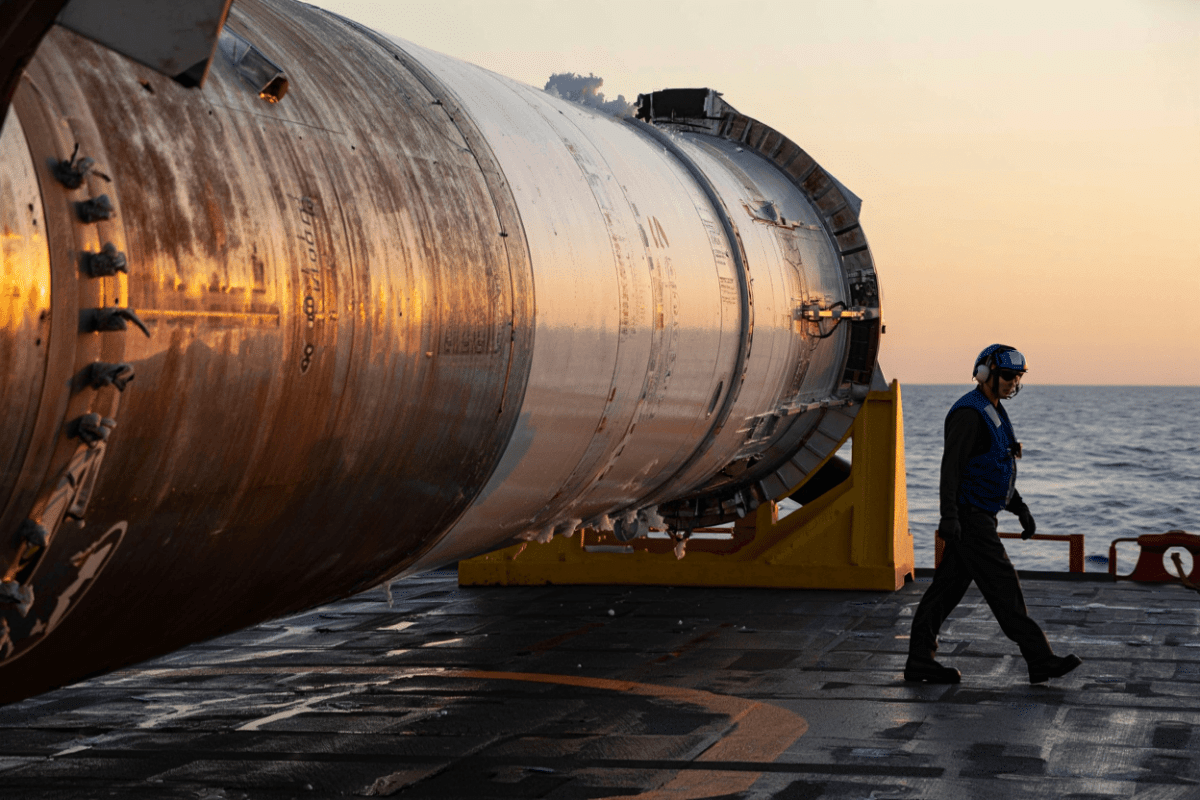 SpaceX Falcon 9 completes record 36th booster flight from Florida