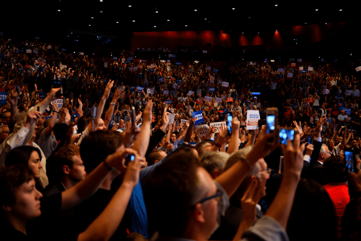 Abdul El-Sayed rallies 2,000 in Detroit with Sanders, AOC ahead of Michigan primary