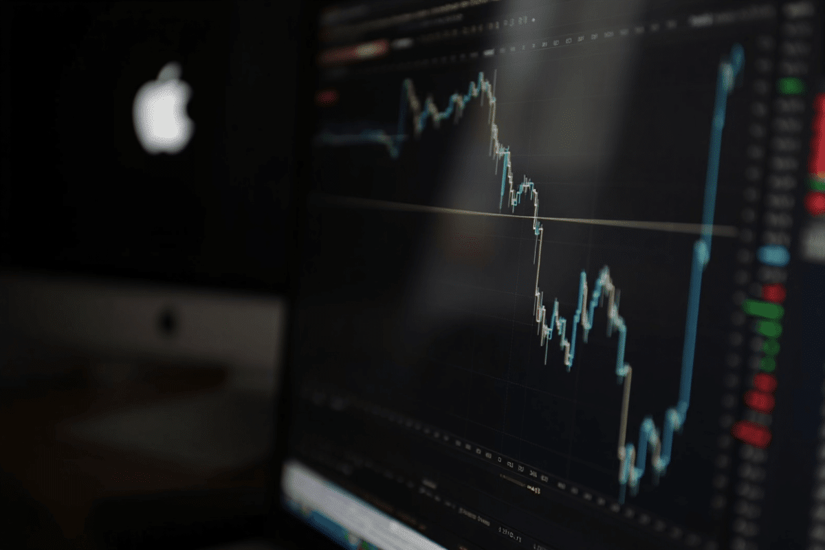Citi raises Apple price target to $365 as stock rallies 15% from June lows