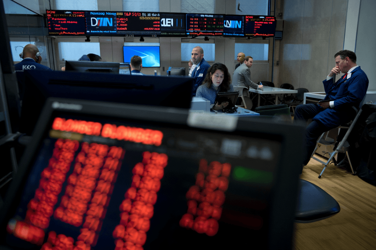 Stock market falls sharply as Fed holds rates, yields surge