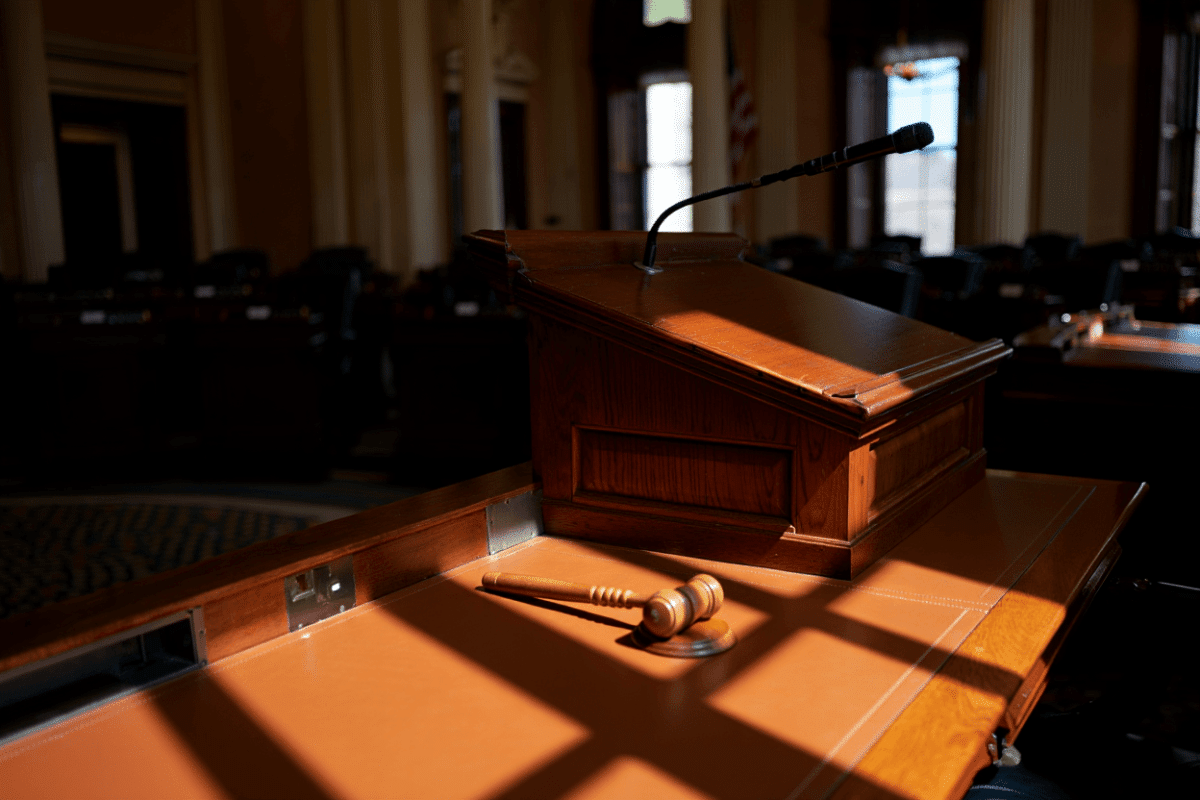 Slotkin introduces MERIT Act requiring national security experience for intelligence leaders