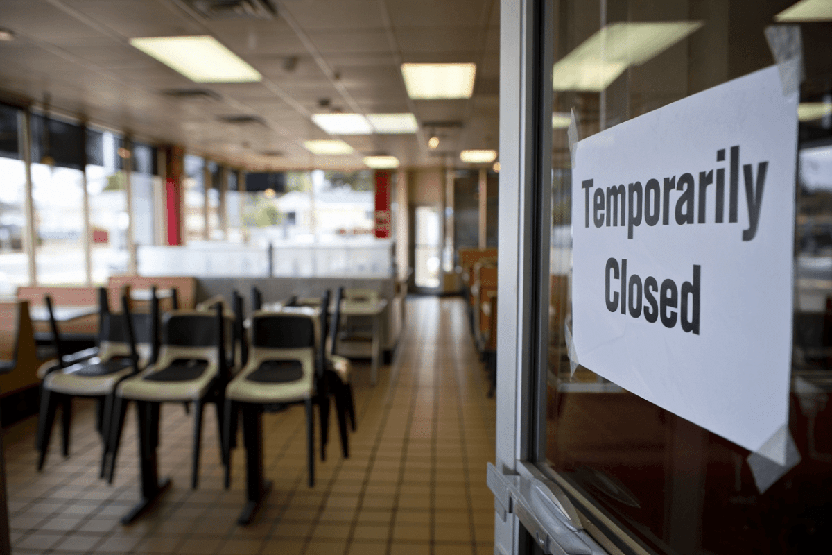 Hardee's reopens 40+ locations after franchisee bankruptcy, converting to corporate ownership
