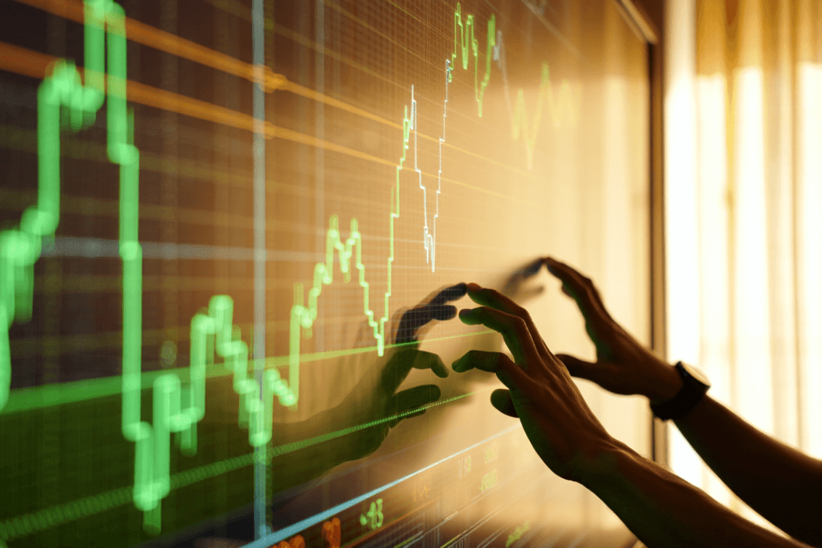 Invest in 2026: S&P 500 posts strongest quarterly gain in 6 years