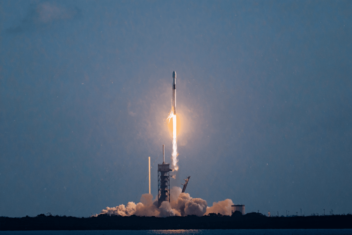 SpaceX Falcon 9 launches 29 Starlink satellites from Cape Canaveral