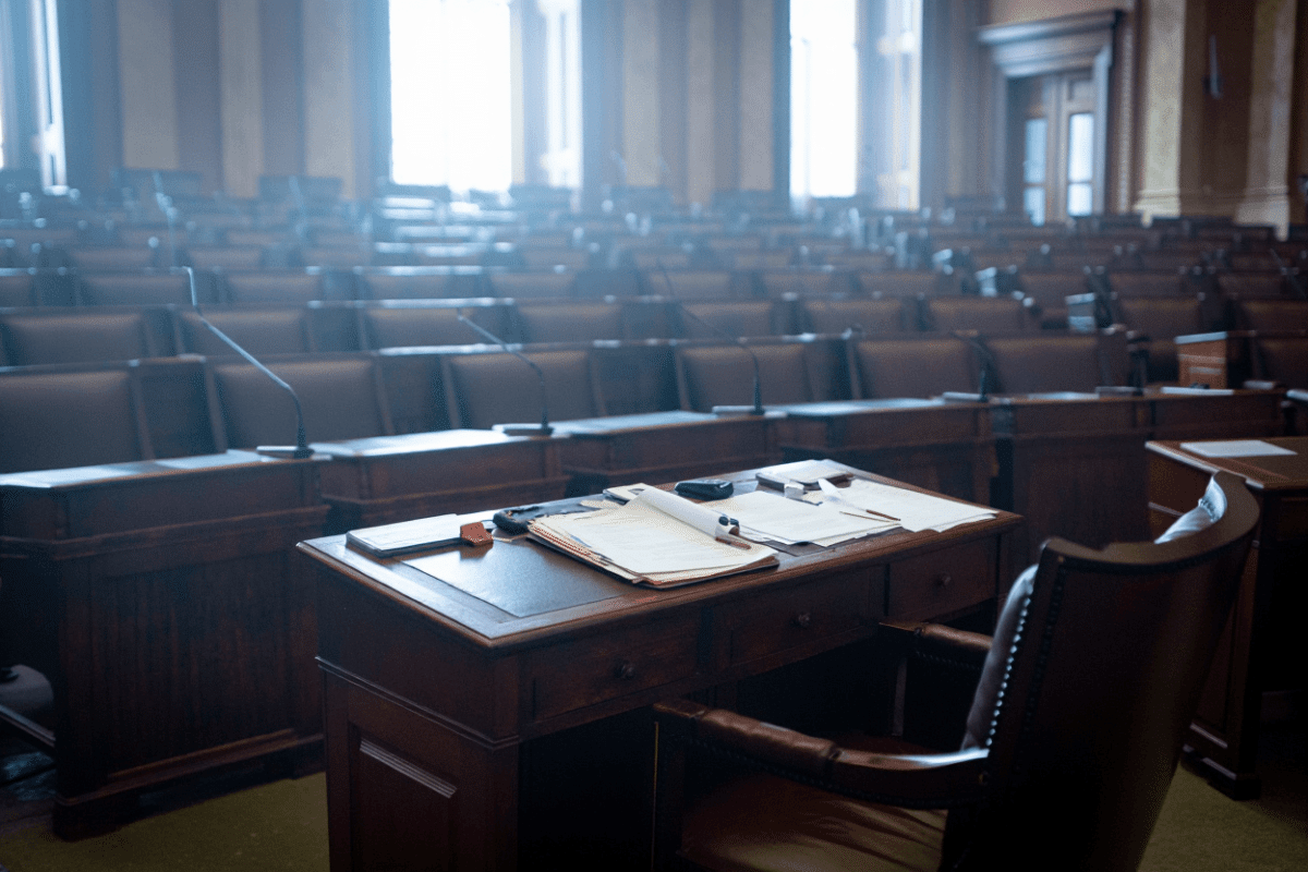 Social Security faces 2032 funding shortfall; senators propose reform process