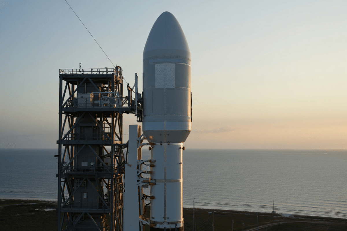 SpaceX launches Falcon 9 with 29 Starlink satellites from Cape Canaveral