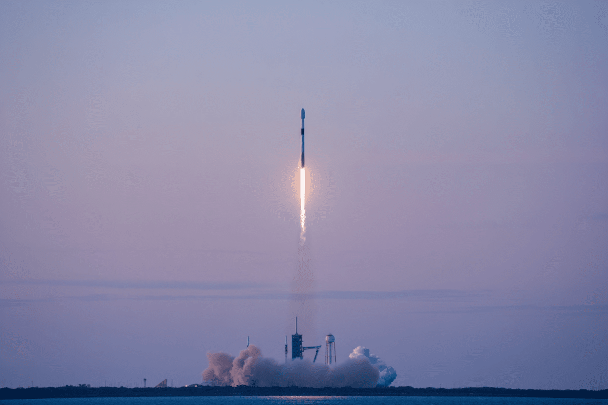 SpaceX Falcon 9 launches record-breaking 36th flight from Florida