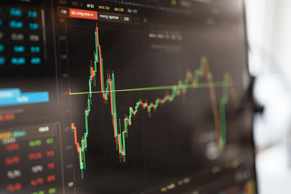 VTI stock rebounds to $368.71 after dipping below 50-day average