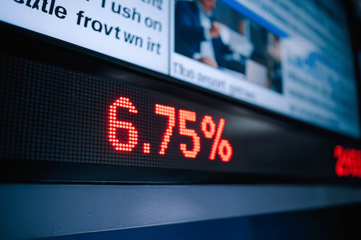 Mortgage rates hit 11-month high at 6.75%, driven by geopolitical tensions
