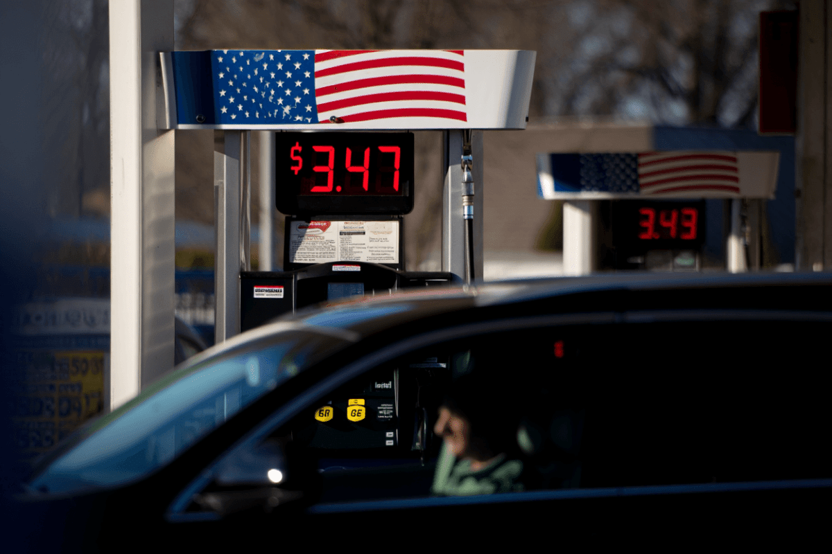 Gas stations in Philadelphia area now selling fuel at $3.47