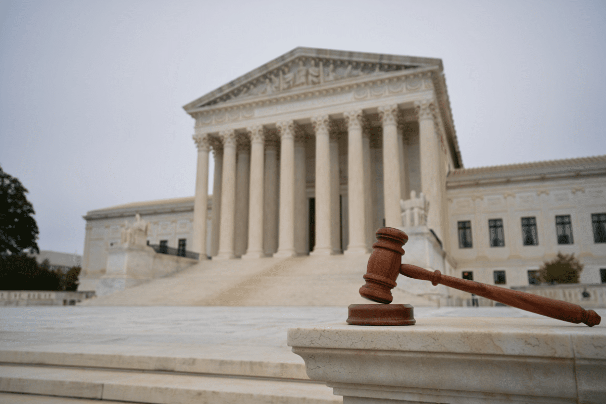 Roberts leads Supreme Court to overturn 91-year-old independent agency protection